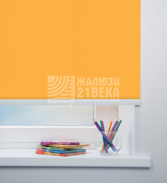 Карина жёлтый